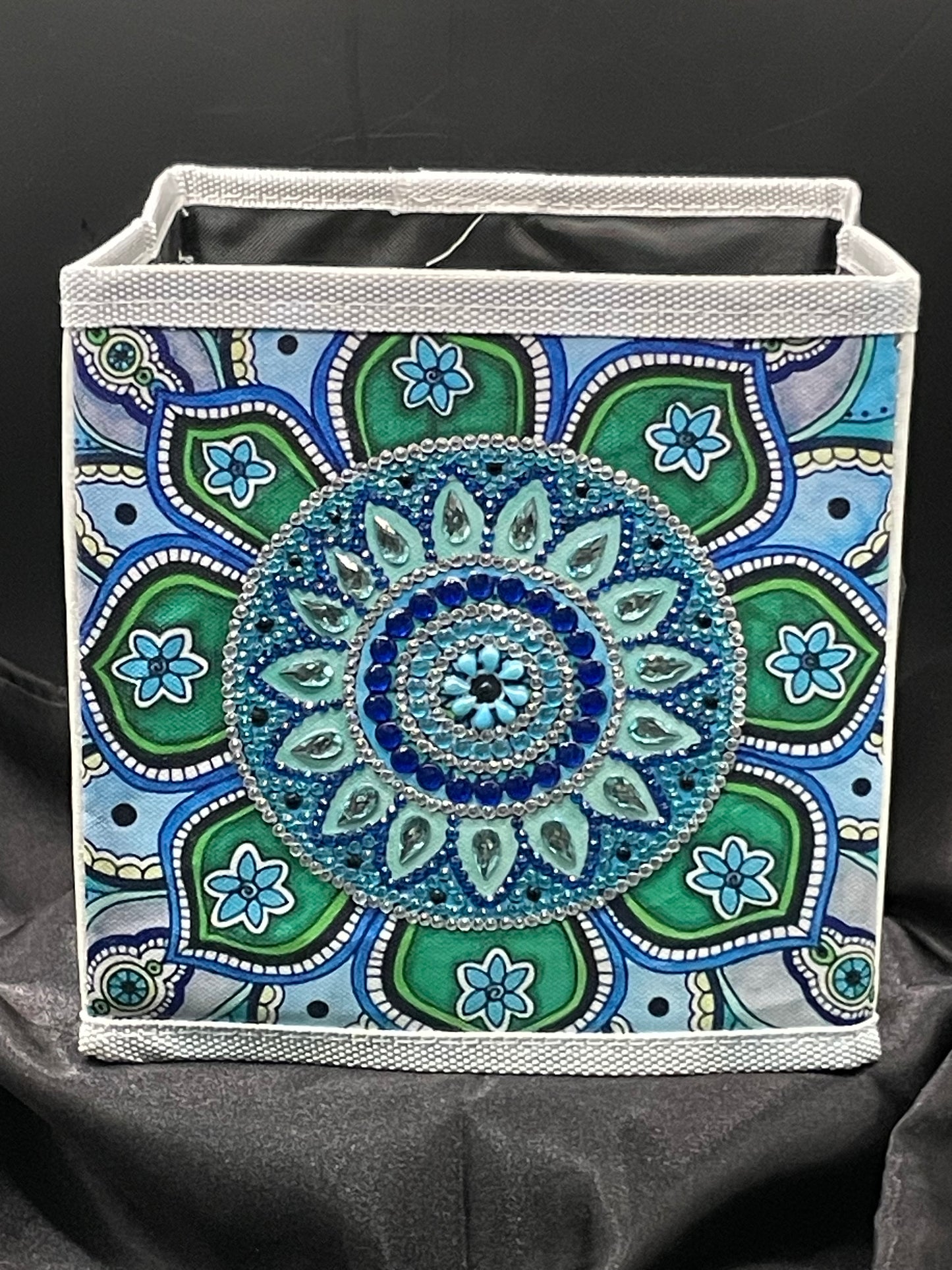 Diamond art storage box