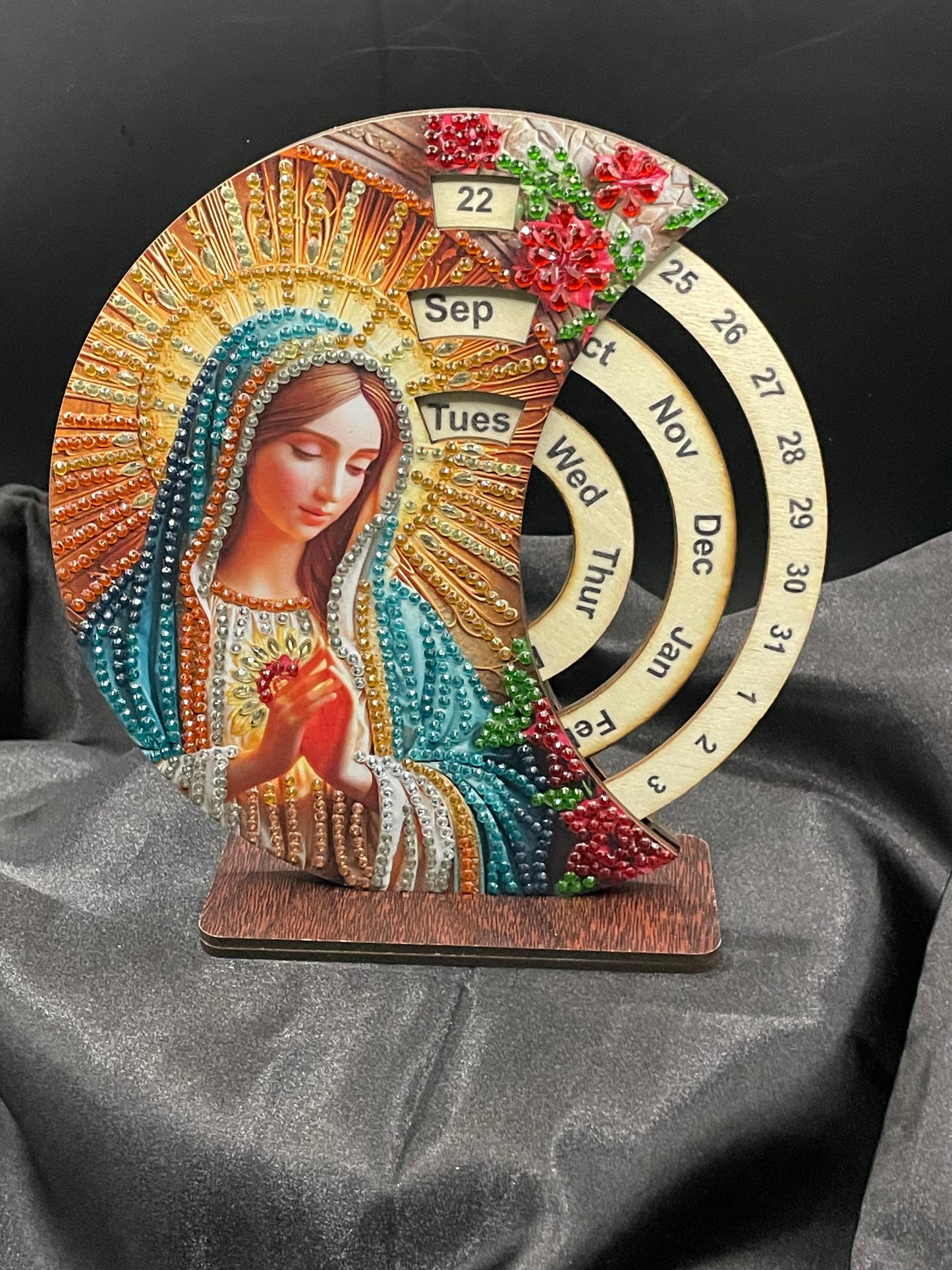 Diamond art wooden calendar
