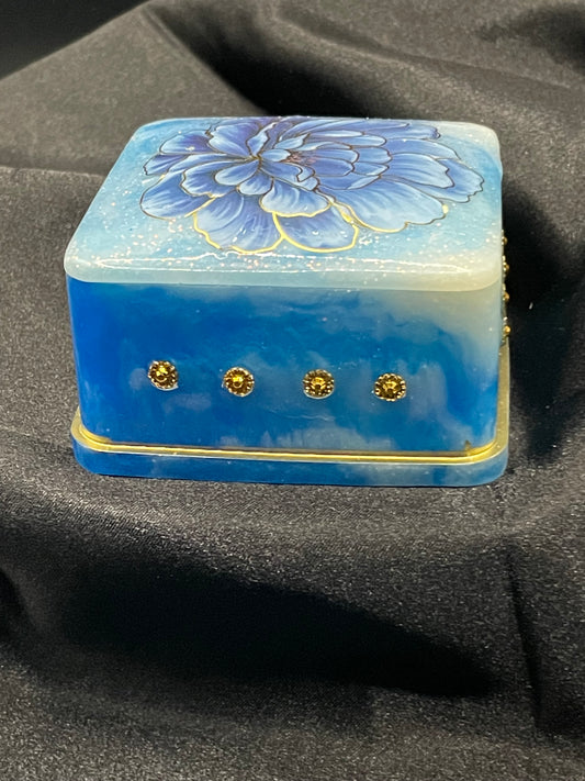 Resin jewelry box