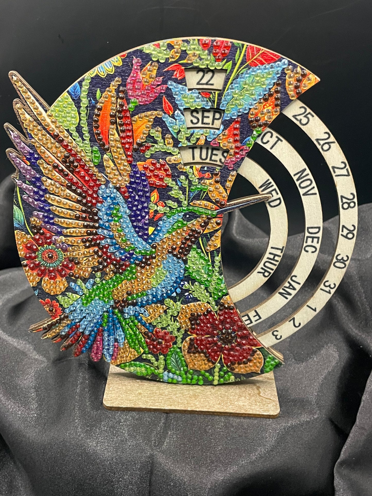 Diamond art wooden calendar